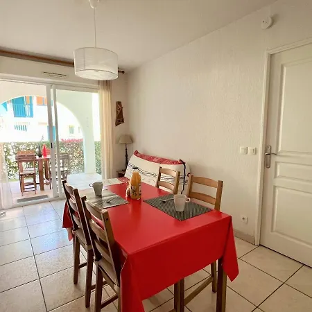 Cambo-les-bains, T1 Bis, 4 Pers, Animal Admis, Parking Couvert - Fr-1-495-13 Appartement